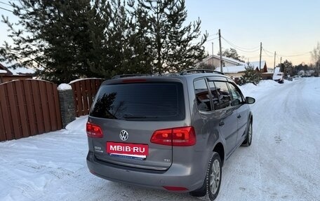 Volkswagen Touran III, 2010 год, 790 000 рублей, 32 фотография