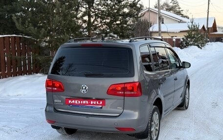 Volkswagen Touran III, 2010 год, 790 000 рублей, 33 фотография