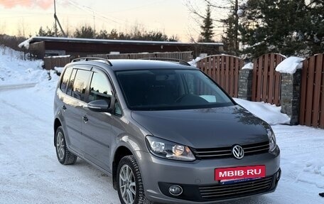 Volkswagen Touran III, 2010 год, 790 000 рублей, 28 фотография