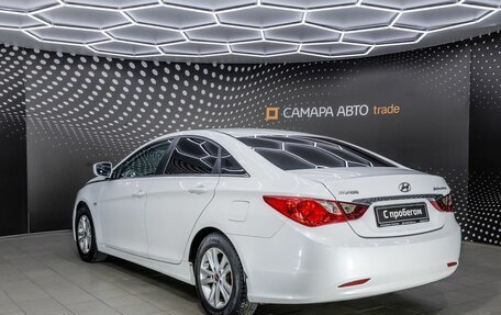 Hyundai Sonata VI, 2011 год, 867 000 рублей, 4 фотография