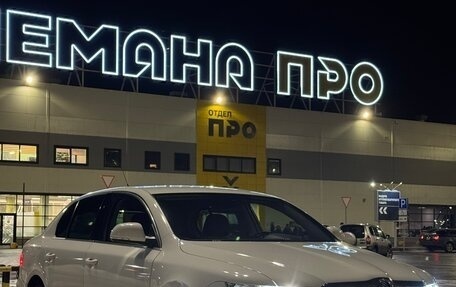 Skoda Superb III рестайлинг, 2009 год, 720 000 рублей, 3 фотография