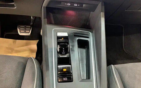 Volkswagen Golf VIII, 2023 год, 1 810 555 рублей, 18 фотография