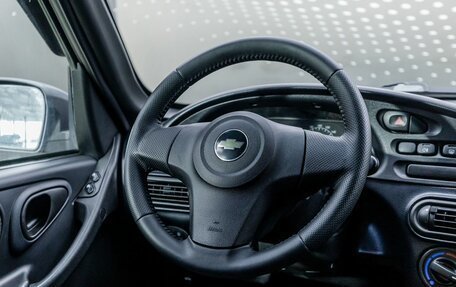 Chevrolet Niva I рестайлинг, 2019 год, 806 000 рублей, 11 фотография