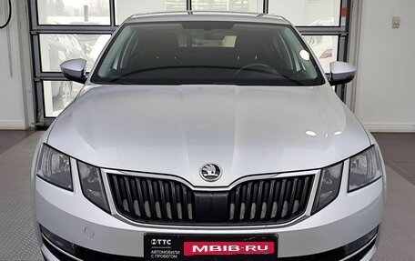 Skoda Octavia, 2017 год, 1 755 000 рублей, 2 фотография