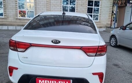 KIA Rio IV, 2018 год, 1 030 000 рублей, 1 фотография