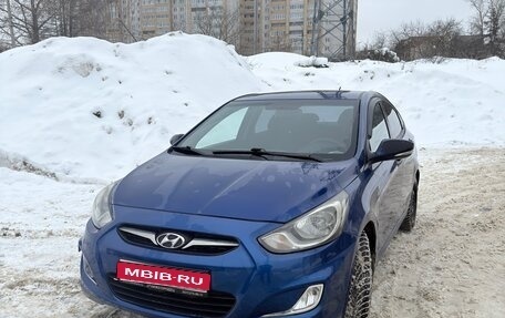 Hyundai Solaris II рестайлинг, 2011 год, 698 000 рублей, 1 фотография