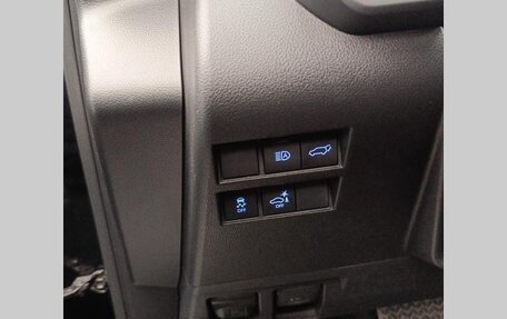 Toyota Land Cruiser, 2022 год, 10 490 000 рублей, 24 фотография