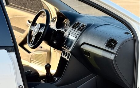 Volkswagen Polo VI (EU Market), 2013 год, 840 000 рублей, 7 фотография