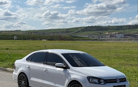 Volkswagen Polo VI (EU Market), 2013 год, 840 000 рублей, 38 фотография