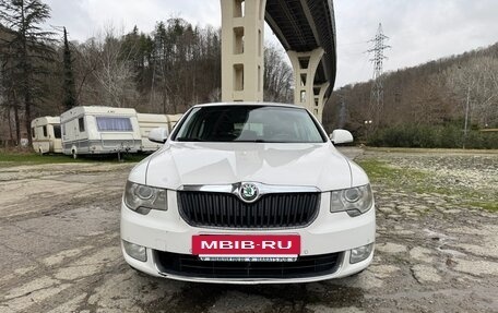 Skoda Superb III рестайлинг, 2010 год, 850 000 рублей, 2 фотография