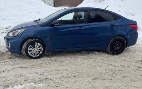 Hyundai Solaris II рестайлинг, 2011 год, 698 000 рублей, 2 фотография