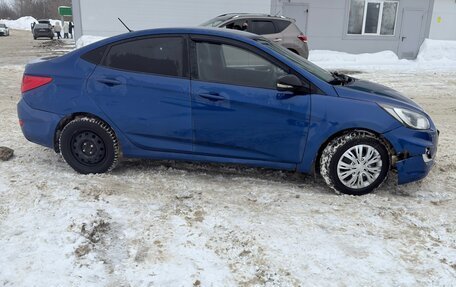 Hyundai Solaris II рестайлинг, 2011 год, 698 000 рублей, 4 фотография