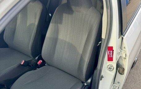 Toyota Vitz, 2019 год, 1 089 000 рублей, 19 фотография