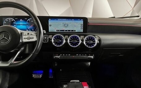 Mercedes-Benz CLA, 2021 год, 2 995 000 рублей, 14 фотография