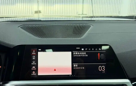 BMW 3 серия, 2022 год, 2 850 000 рублей, 14 фотография