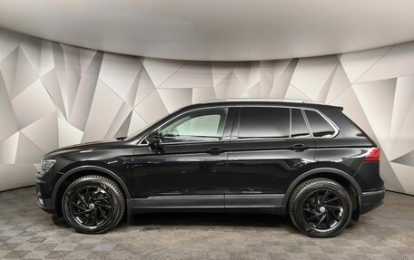 Volkswagen Tiguan II, 2017 год, 2 797 000 рублей, 5 фотография