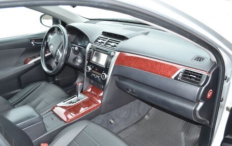 Toyota Camry, 2012 год, 1 377 000 рублей, 5 фотография