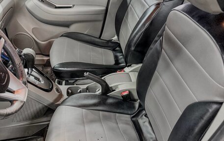 Chevrolet Orlando I, 2011 год, 950 000 рублей, 15 фотография