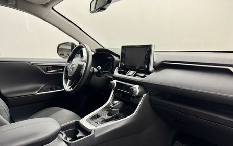 Toyota RAV4, 2021 год, 3 397 000 рублей, 12 фотография