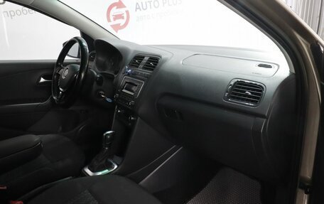 Volkswagen Polo VI (EU Market), 2017 год, 1 029 000 рублей, 14 фотография