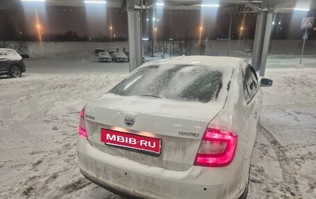 Skoda Rapid I, 2015 год, 800 000 рублей, 3 фотография