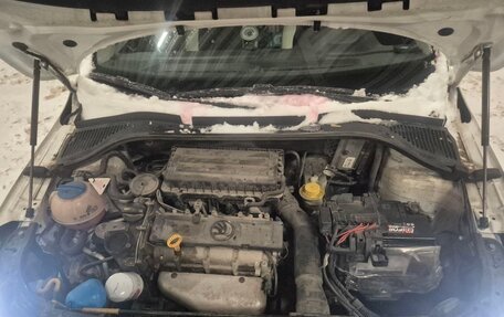 Skoda Rapid I, 2015 год, 800 000 рублей, 6 фотография