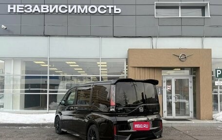 Honda Stepwgn IV, 2017 год, 2 150 000 рублей, 4 фотография