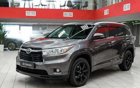 Toyota Highlander III, 2014 год, 2 390 000 рублей, 5 фотография
