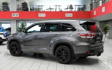Toyota Highlander III, 2014 год, 2 390 000 рублей, 4 фотография