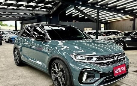 Volkswagen T-Roc I, 2023 год, 3 200 000 рублей, 1 фотография