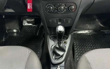 Renault Logan II, 2020 год, 760 000 рублей, 14 фотография