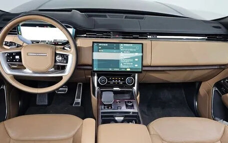 Land Rover Range Rover IV рестайлинг, 2023 год, 17 310 000 рублей, 6 фотография