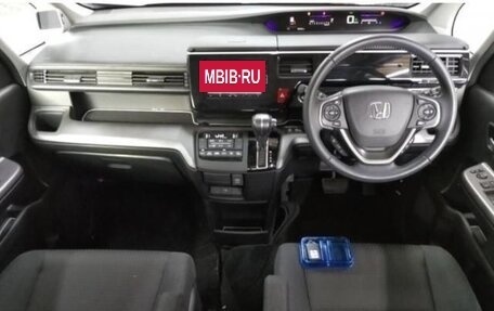 Honda Stepwgn IV, 2022 год, 2 159 760 рублей, 5 фотография