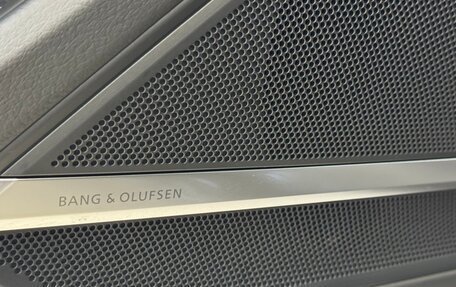 Audi A8, 2025 год, 15 999 000 рублей, 16 фотография