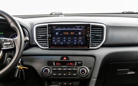 KIA Sportage IV рестайлинг, 2018 год, 2 298 000 рублей, 21 фотография