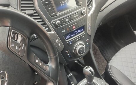 Hyundai Santa Fe III рестайлинг, 2016 год, 2 350 000 рублей, 15 фотография