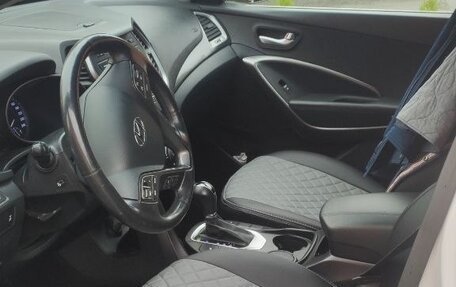 Hyundai Santa Fe III рестайлинг, 2016 год, 2 350 000 рублей, 16 фотография