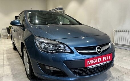 Opel Astra J, 2013 год, 850 000 рублей, 3 фотография