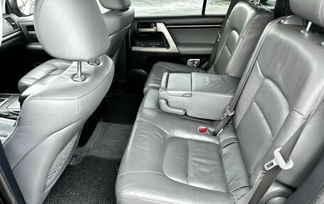 Toyota Land Cruiser 200, 2008 год, 2 550 000 рублей, 26 фотография