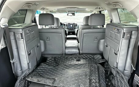 Toyota Land Cruiser 200, 2008 год, 2 550 000 рублей, 29 фотография