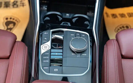 BMW 3 серия, 2024 год, 3 779 000 рублей, 11 фотография