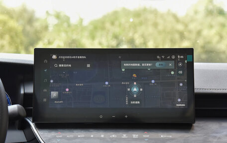 Toyota Camry, 2025 год, 3 999 000 рублей, 11 фотография