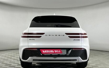 Genesis GV70, 2021 год, 4 199 000 рублей, 5 фотография