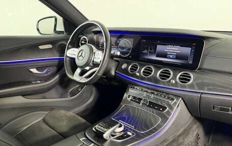 Mercedes-Benz E-Класс, 2020 год, 3 549 000 рублей, 14 фотография