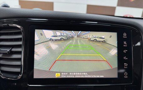 Mitsubishi Outlander III рестайлинг 3, 2022 год, 2 328 000 рублей, 9 фотография