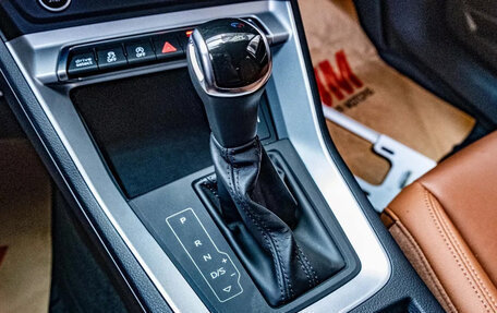 Audi Q3 Sportback, 2022 год, 2 300 000 рублей, 13 фотография