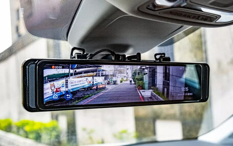 Audi Q3 Sportback, 2022 год, 2 300 000 рублей, 16 фотография