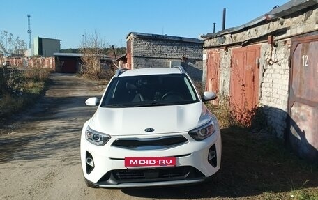 KIA Stonic, 2020 год, 1 850 000 рублей, 1 фотография