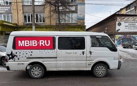 Mazda Bongo Friendee i рестайлинг, 2003 год, 320 000 рублей, 1 фотография