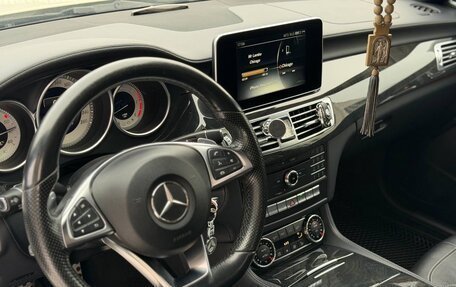 Mercedes-Benz CLS, 2017 год, 4 200 000 рублей, 15 фотография